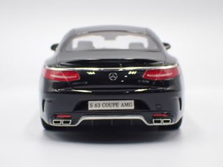1/18 Mercedes-Benz S63 (C217) AMG Coupe 2015 - GTS