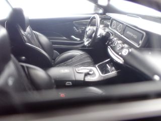 1/18 Mercedes-Benz S63 (C217) AMG Coupe 2015 - GTS