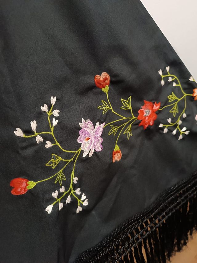 Manto flamenco de manila