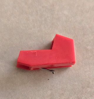 Aguja tocadiscos ADC L-4