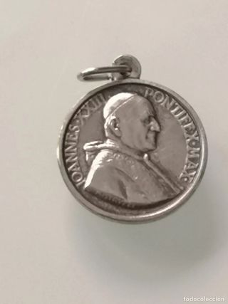 Medallas Papa Juan XIII y Santos Pedro y Pablo