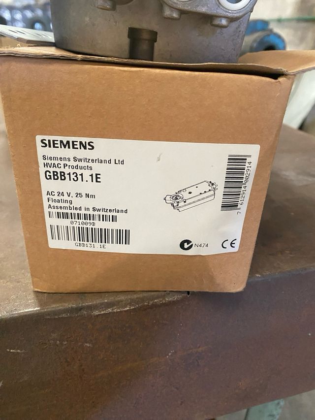 2 Actuadores Siemens GEB131.1E y 2 GBB131.1E