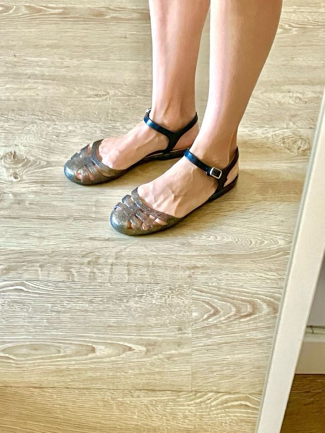 Sandalias Igor glitter doradas