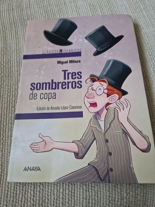 Tres sombreros de copa