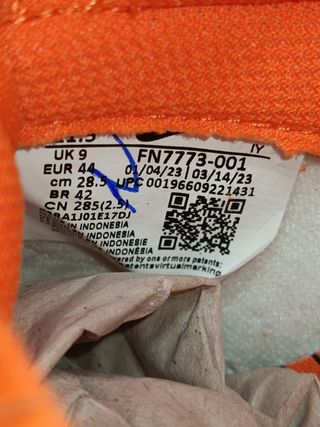 Zapatillas Nike Dunk Low - Naranja y Blanco 