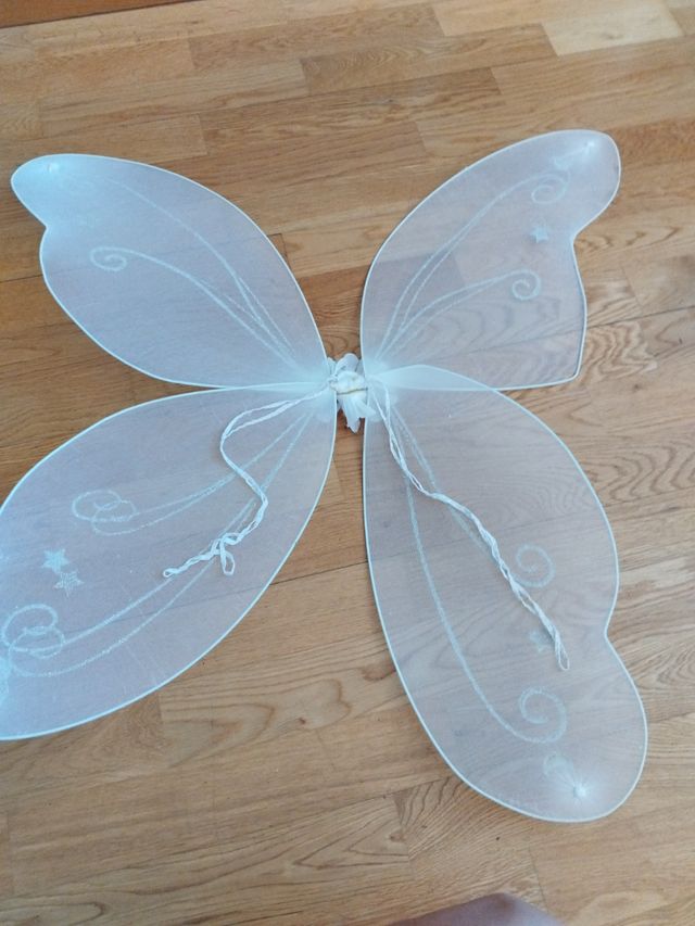 Alas de hada blancas