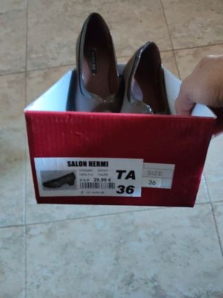 Zapatos mujer marrones tacón bajo