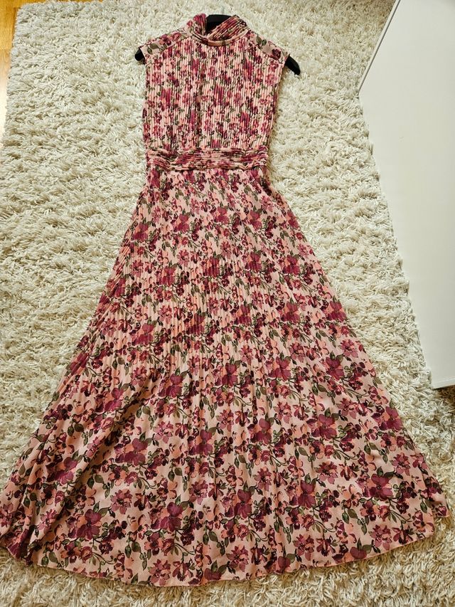 Vestido plisado Polin et Moi rosa-morado