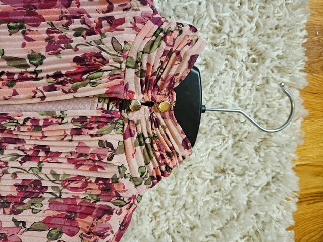 Vestido plisado Polin et Moi rosa-morado