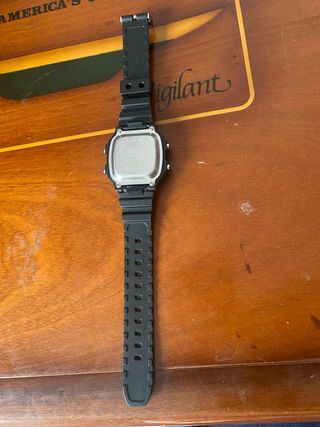Reloj digital negro