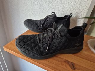 Zapatillas skechers negras
