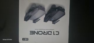 Dron plegable blanco