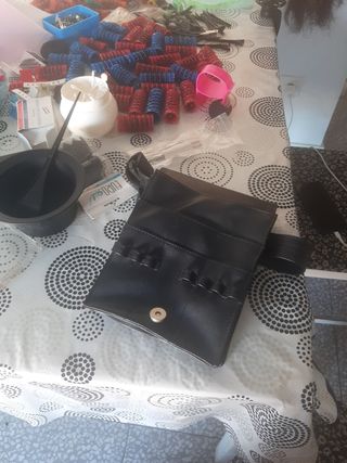 Maniquí cabeza peluquería + accesorios