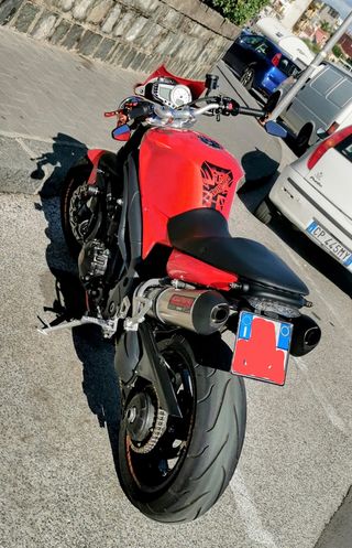 Triumph Speed Triple 1050 