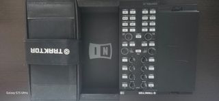 Traktor Kontrol S2 MK1 - Controladora DJ