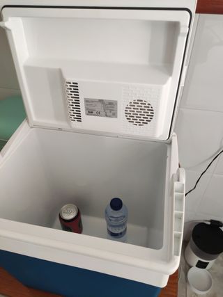 Nevera portátil Mobicool NO ENFRÍA