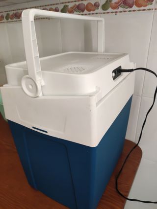 Nevera portátil Mobicool NO ENFRÍA