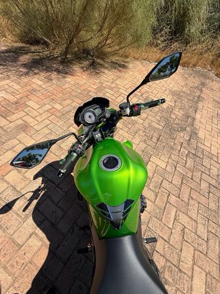 Kawasaki Z750