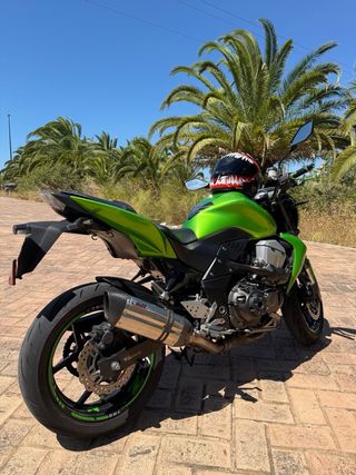 Kawasaki Z750