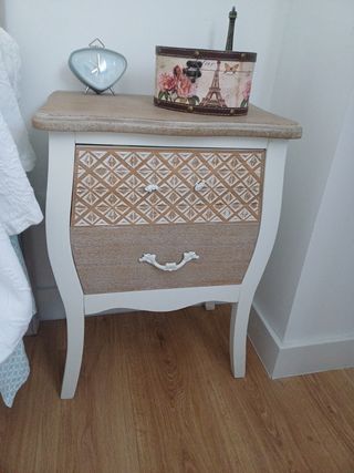 2 Mesitas noche - Madera blanca y marrón