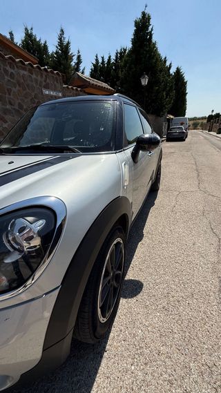 Mini Cooper Countryman 20D R60 automático 2016