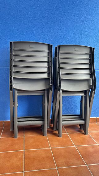 Mesa y 4 sillas terraza / jardín