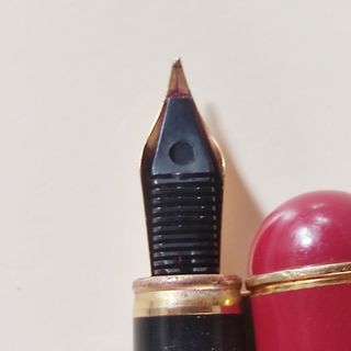 Stilografica Yves Saint Laurent