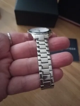 Reloj Tommy Hilfiger - Plata y Blanco