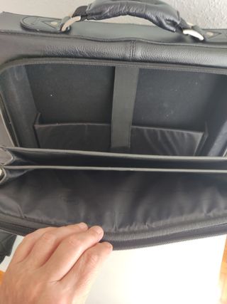Maletín piel portátil negro