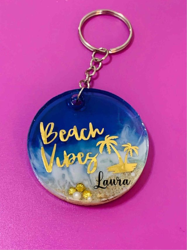 llavero personalizado redondo de playa