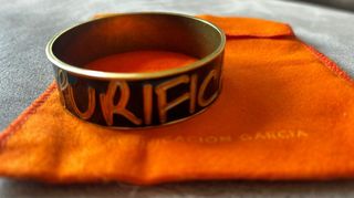 Brazalete Purificación García - Dorado y Negro