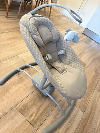 Silla mecedora bebé YUMBOT. con  Mando a distancia