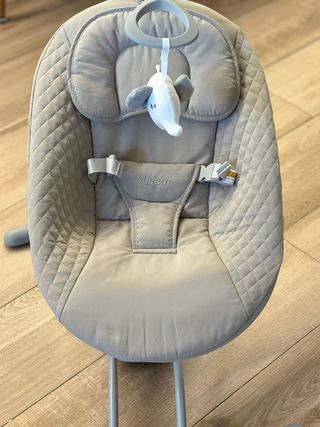 Silla mecedora bebé YUMBOT. con  Mando a distancia