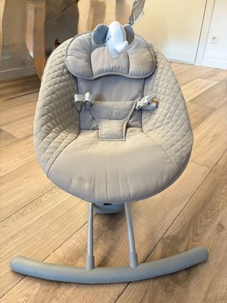 Silla mecedora bebé YUMBOT. con  Mando a distancia