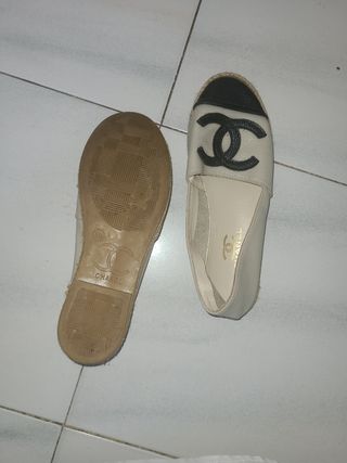 Zapatos Chanel- beige y negro
