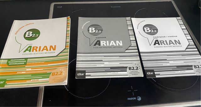 Arian B2.2 Ikaslearen liburua (+CD audioa)