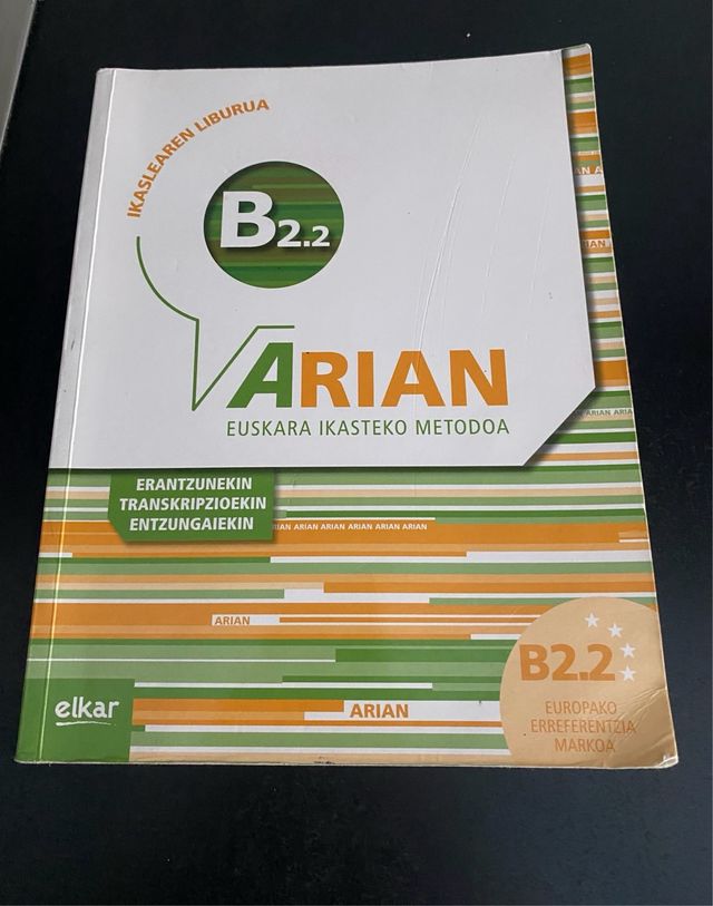 Arian B2.2 Ikaslearen liburua (+CD audioa)
