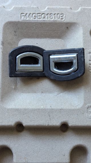 Ganci baule Golf 4 VW (1J0864203B) Bagagliaio