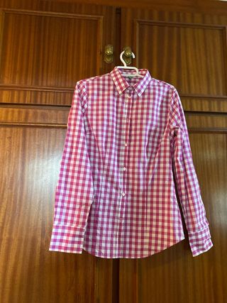Camisa Benetton cuadros morado claro y blancos