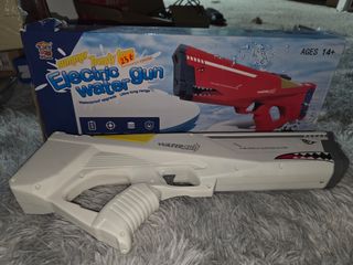 Pistola de agua eléctrica  30€ c/u 
3 colores disp