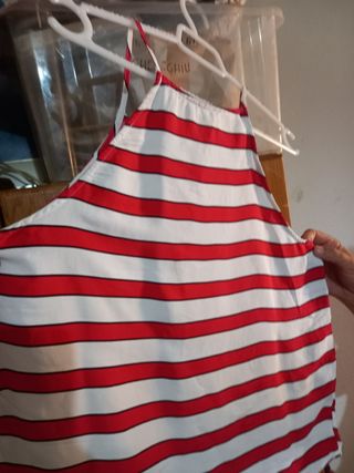 Top rojo y blanco a rayas