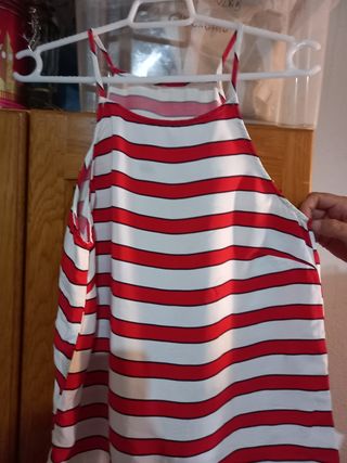 Top rojo y blanco a rayas