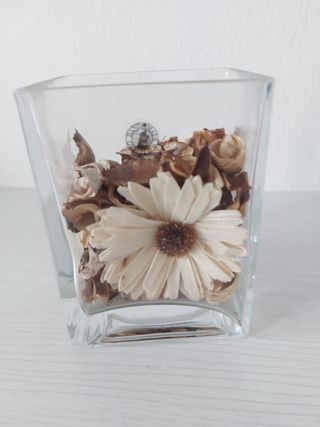 Vaso vetro rettangolare con potpourri