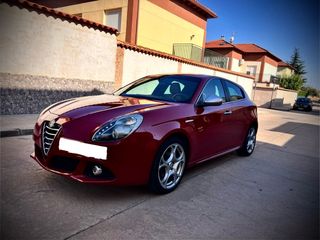 Alfa Romeo Giulietta 2015  Quadrifoglio Verde