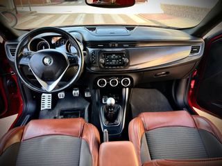 Alfa Romeo Giulietta 2015  Quadrifoglio Verde
