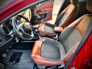 Alfa Romeo Giulietta 2015  Quadrifoglio Verde