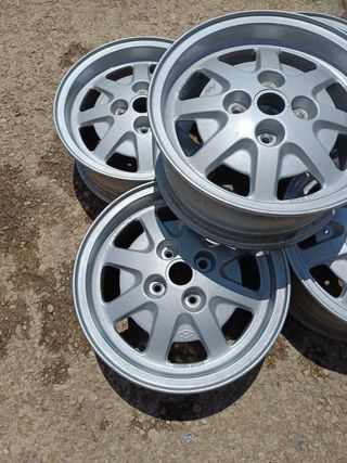 5 Llantas Lancia Beta - Gris Plata