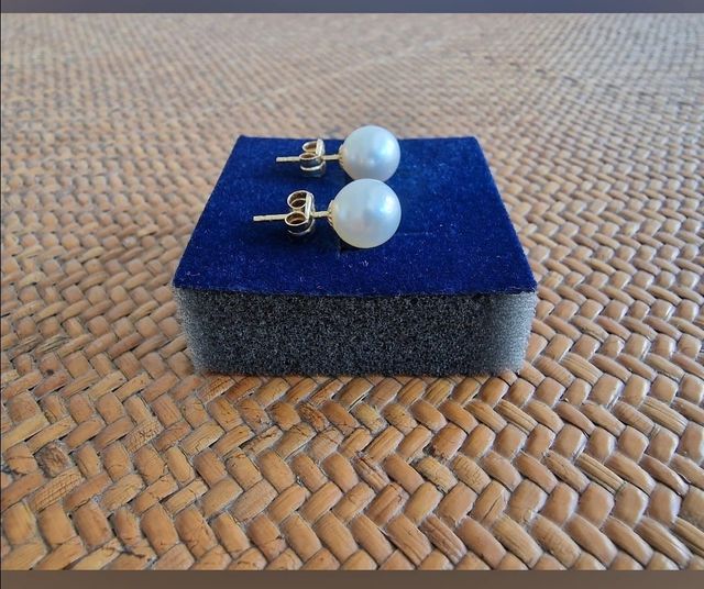 Pendientes Perla: Blancos, Caja Azul