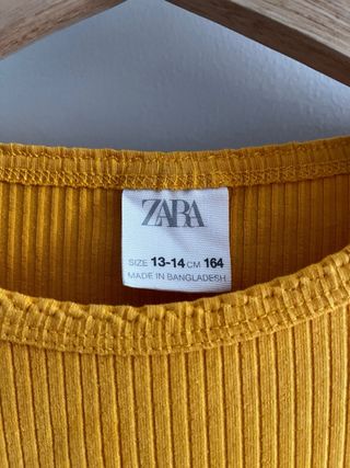 Camiseta Zara niña amarilla - Talla L