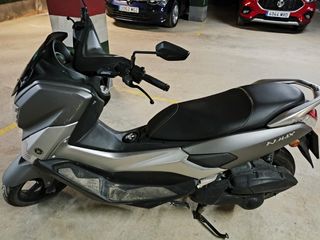 Carenado para Yamaha NMax 2019.